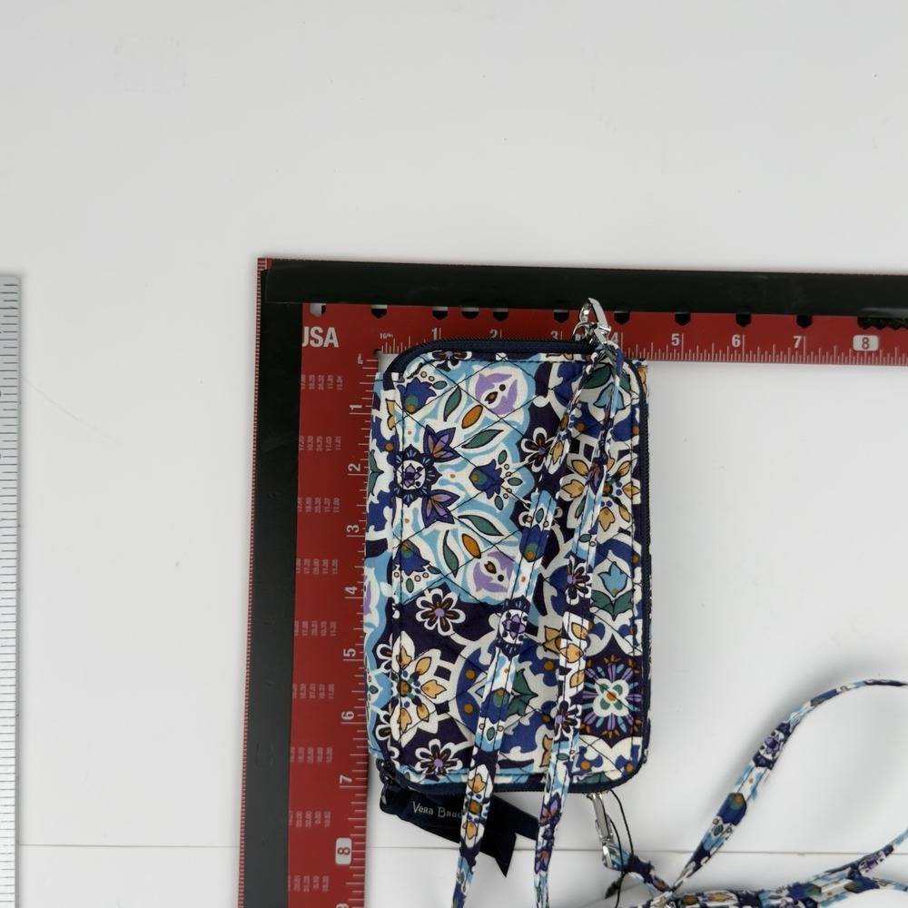 Vera Bradley RFID 3-in-1 Crossbody Wristlet Wallet Lisbon Medallion Cool NWT - Picture 13 of 16